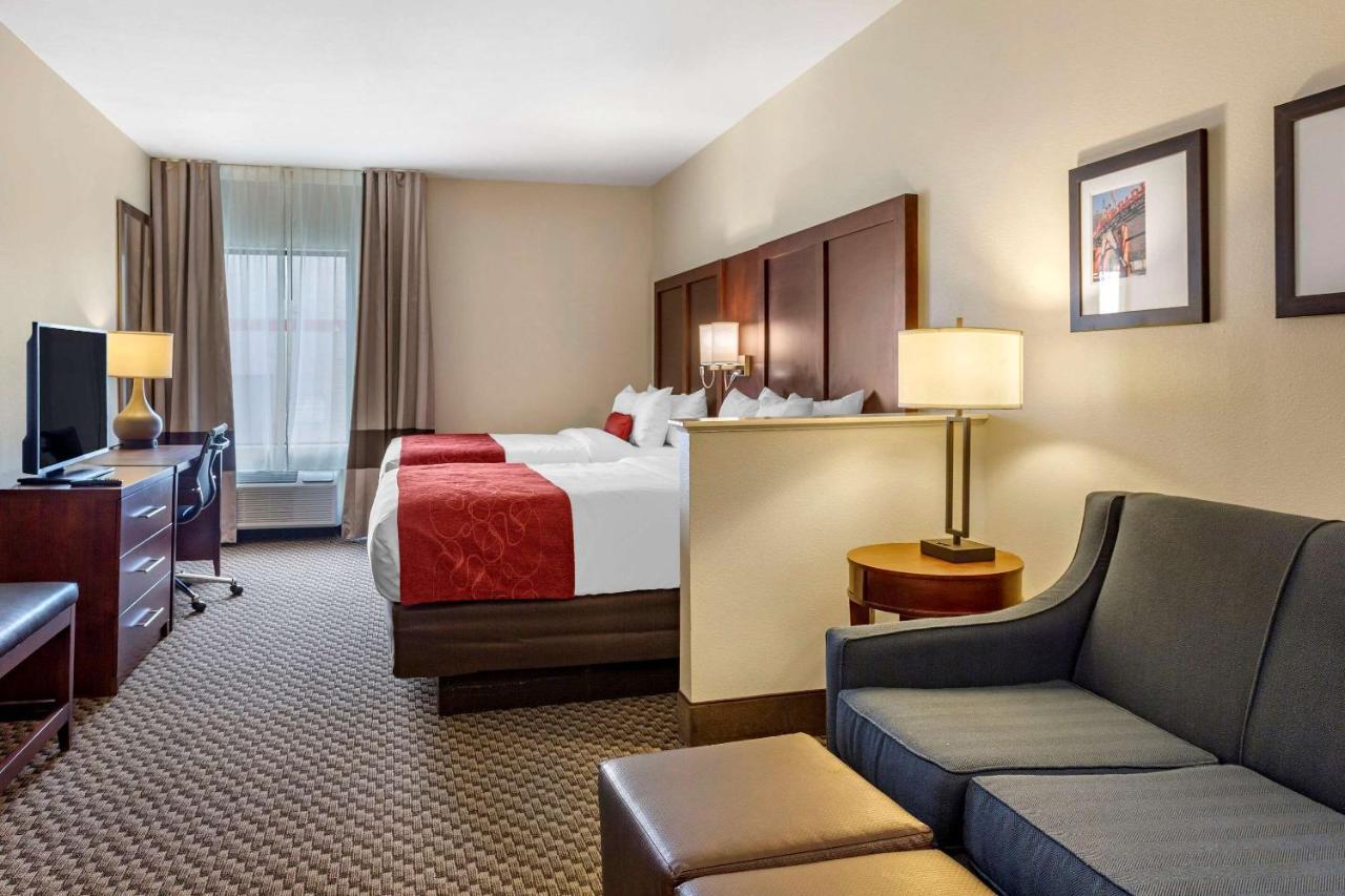 Comfort Suites Memphis Bagian luar foto
