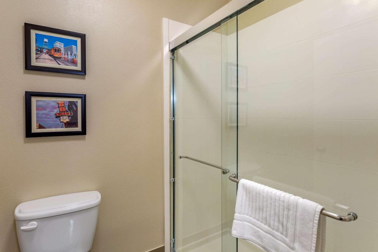 Comfort Suites Memphis Bagian luar foto